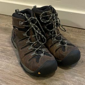 Keen Hiking Boots - Barely Used 11.5 Men’s!